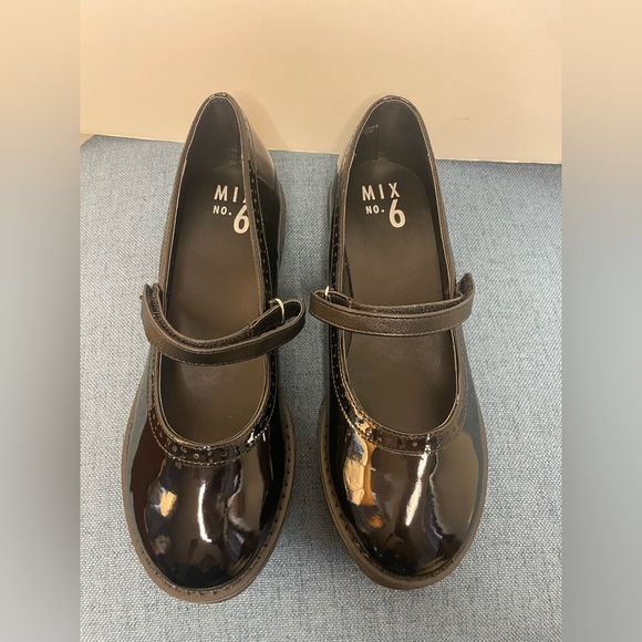 Mix No. 6 Lucy Mary Jane Flat - Kids size 6 - Picture 4 of 14